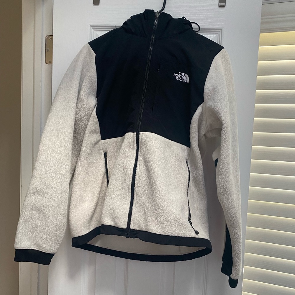 The North Face..Womens Denali hooded jacket
